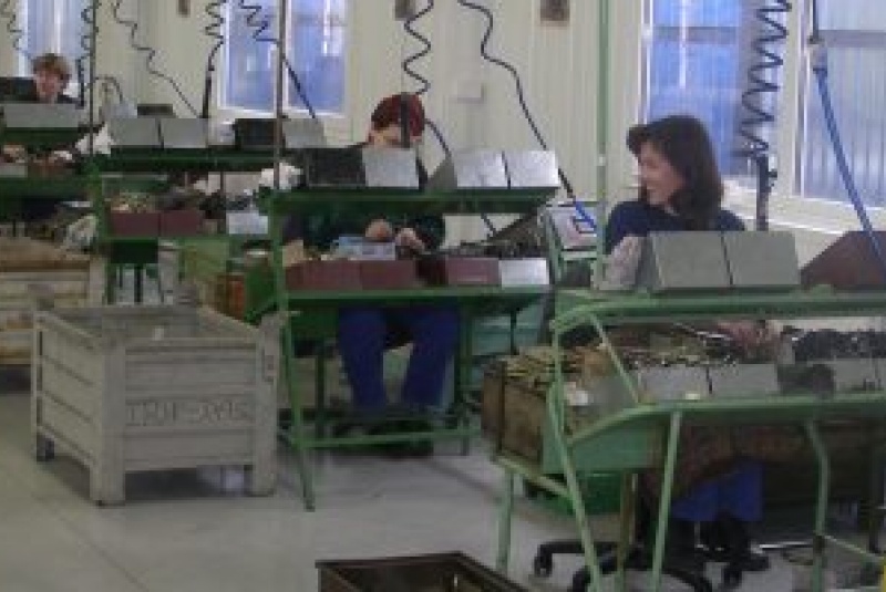 Montáž / Montáž zadlabávacích zámkov - foto  Montáž / Montáž zadlabávacích zámkov - foto