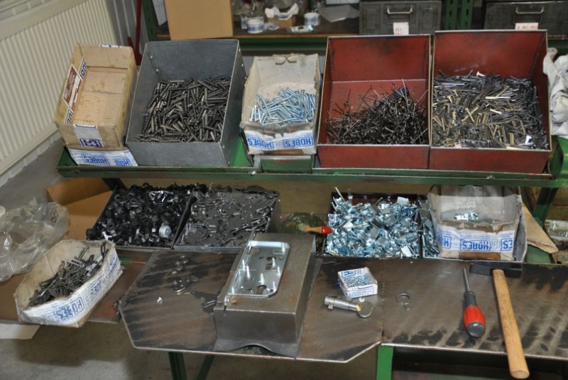 Montáž / Montáž zadlabávacích zámkov - foto  Montáž / Montáž zadlabávacích zámkov - foto